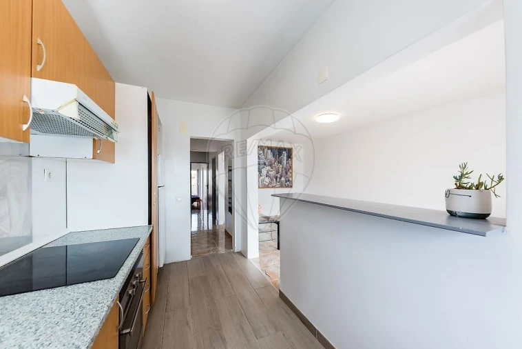 Apartamento T3 para Venda em Seixal, Arrentela e Aldeia de Paio Pires Foto 31