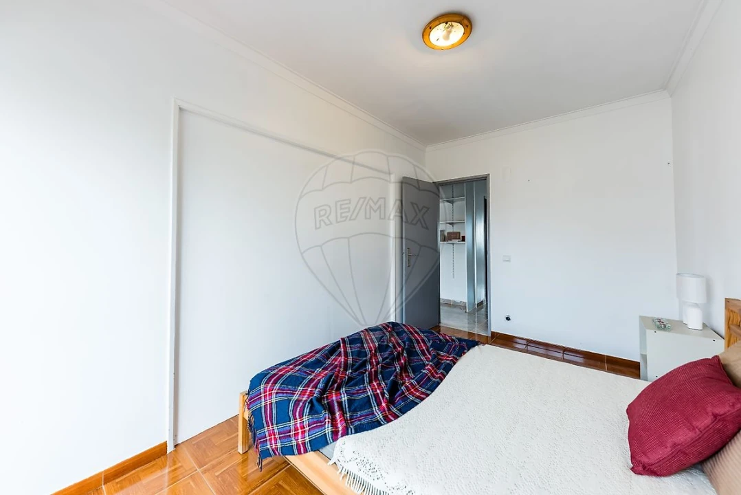 Apartamento T3 para Venda em Seixal, Arrentela e Aldeia de Paio Pires Foto 23