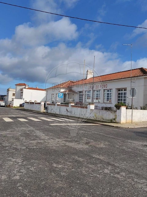 Terreno para Venda em São Domingos e Vale de Água