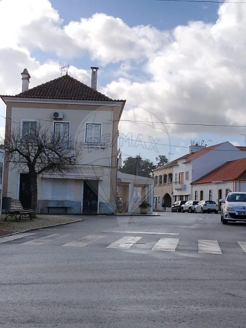 Terreno para Venda em São Domingos e Vale de Água