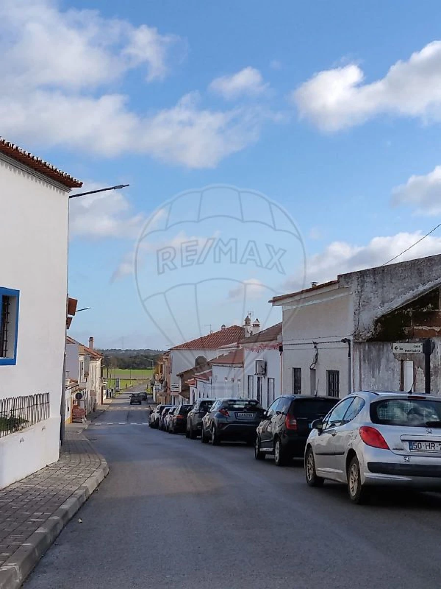 Terreno para Venda em São Domingos e Vale de Água Foto 4