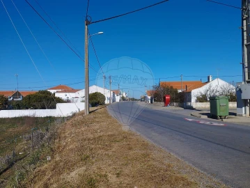 Moradia T3 para Venda em Vale de Santiago