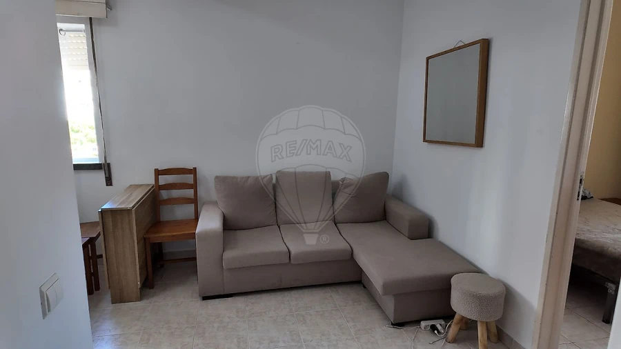 Apartamento T1 para Venda em Corroios Foto 12