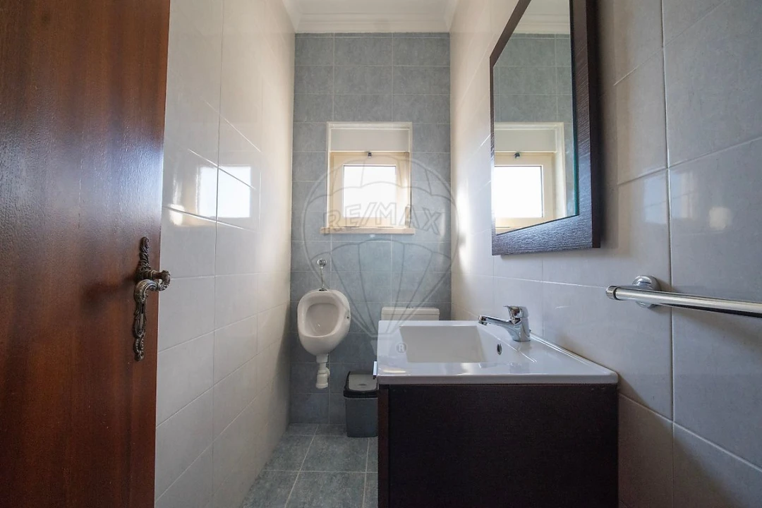 Moradia T3 para Venda em Abrigada e Cabanas de Torres Foto 28