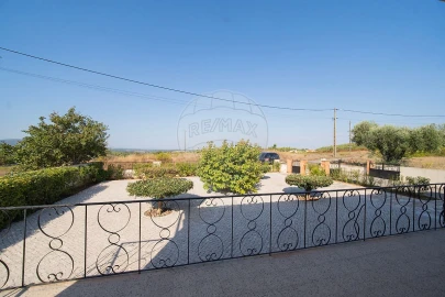 Moradia T3 para Venda em Abrigada e Cabanas de Torres