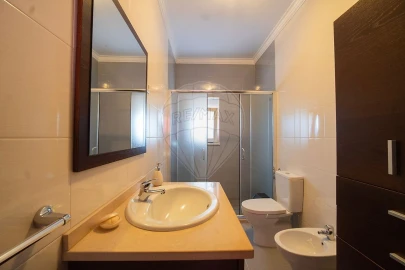 Moradia T3 para Venda em Abrigada e Cabanas de Torres