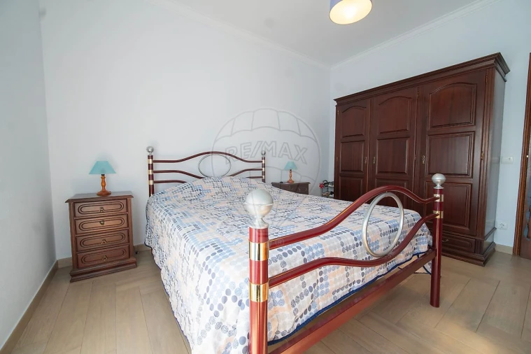 Moradia T3 para Venda em Abrigada e Cabanas de Torres Foto 17