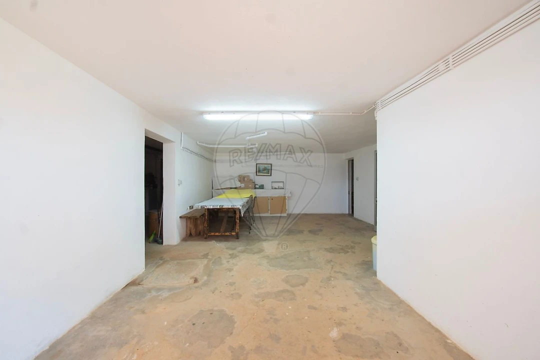 Moradia T3 para Venda em Abrigada e Cabanas de Torres Foto 25
