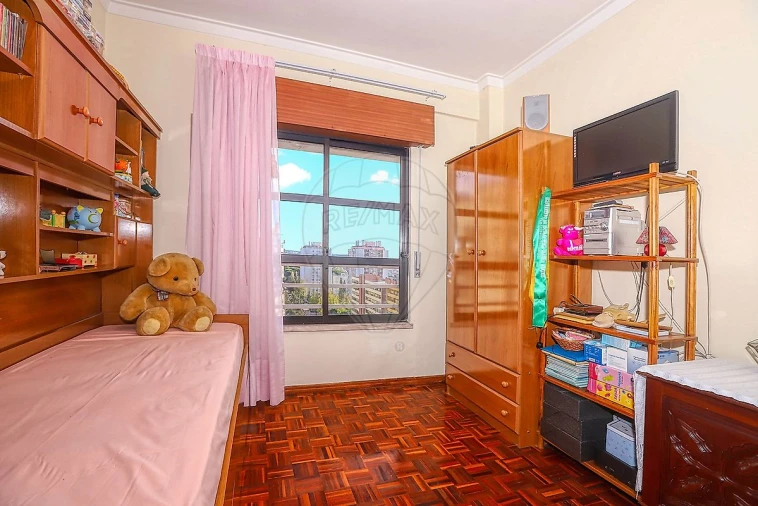 Apartamento T3 para Venda em Algueirão-Mem Martins Foto 8