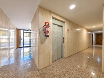 Apartamento T2 para Venda em Arcozelo