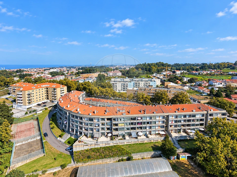 Apartamento T2 para Venda em Arcozelo Foto 3