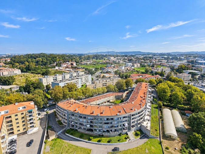 Apartamento T2 para Venda em Arcozelo Foto 4