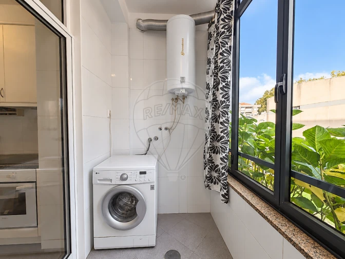 Apartamento T2 para Venda em Arcozelo Foto 16