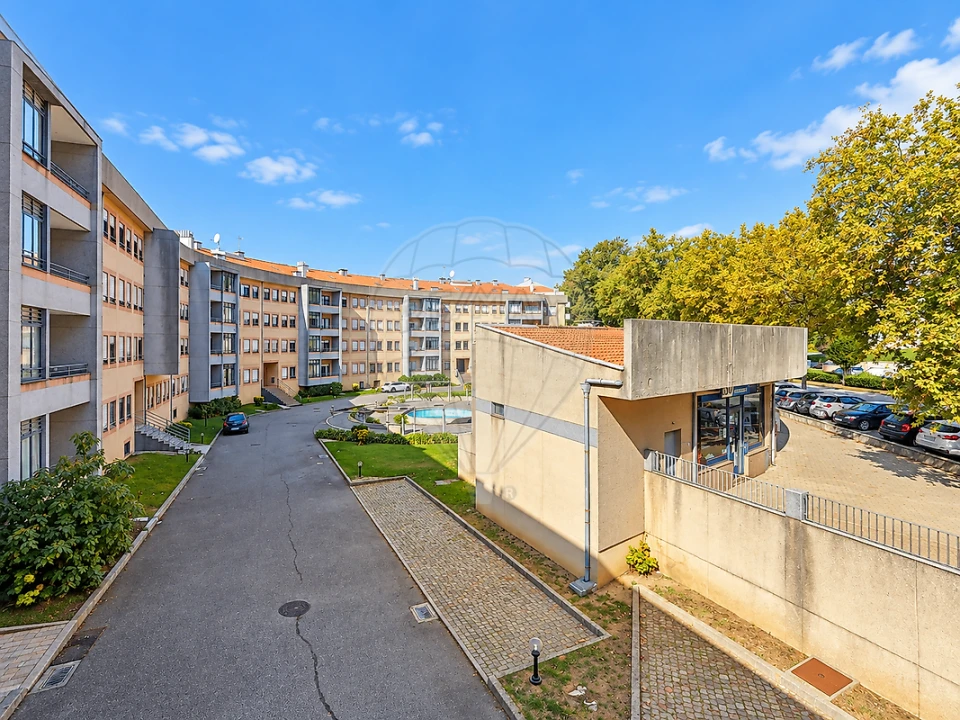 Apartamento T2 para Venda em Arcozelo Foto 6