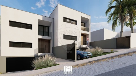 Moradia T3 para Venda em Nogueira da Regedoura