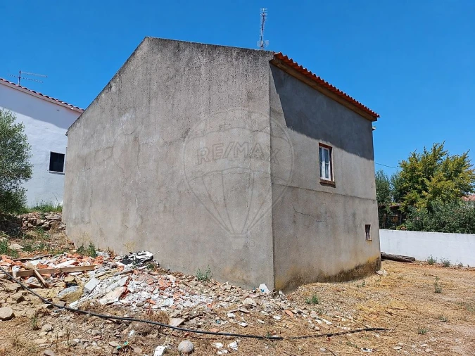 Moradia T3 para Venda em Ortiga Foto 2