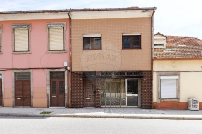 Moradia T8 para Venda em São Mamede de Infesta e Senhora da Hora