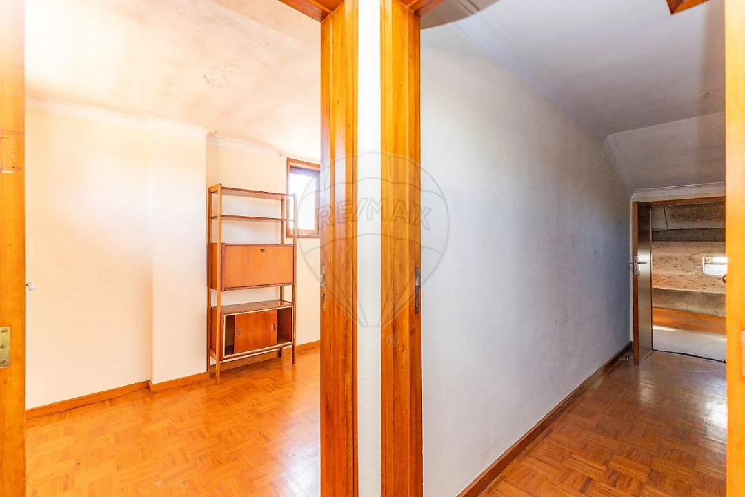 Moradia T8 para Venda em São Mamede de Infesta e Senhora da Hora Foto 24