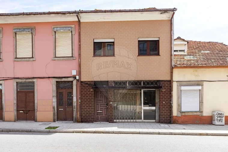 Moradia T8 para Venda em São Mamede de Infesta e Senhora da Hora Foto 5