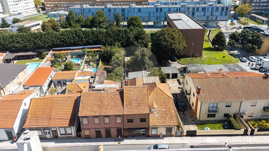 Moradia T8 para Venda em São Mamede de Infesta e Senhora da Hora Foto 35