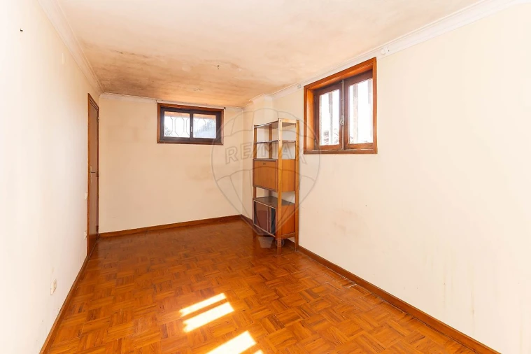 Moradia T8 para Venda em São Mamede de Infesta e Senhora da Hora Foto 23