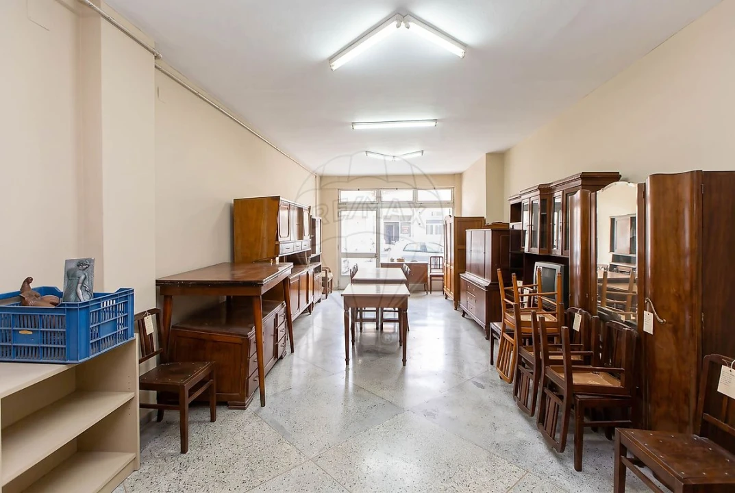 Moradia T8 para Venda em São Mamede de Infesta e Senhora da Hora Foto 2