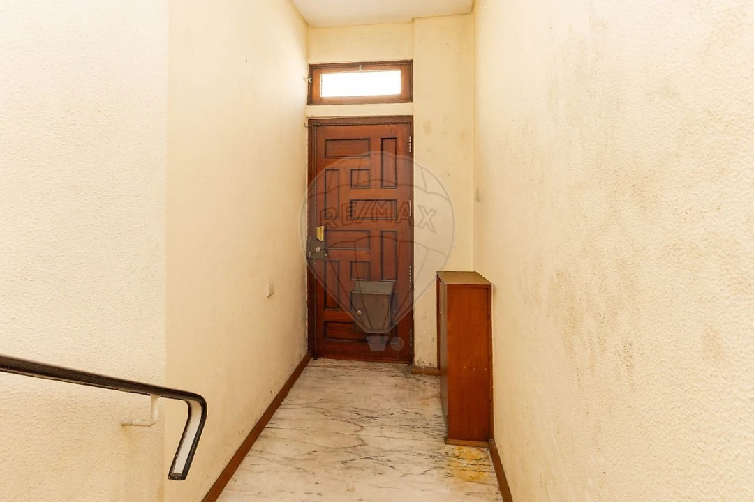 Moradia T8 para Venda em São Mamede de Infesta e Senhora da Hora Foto 7