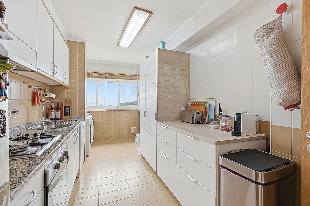 Apartamento T2 para Venda em Penha de França Foto 9