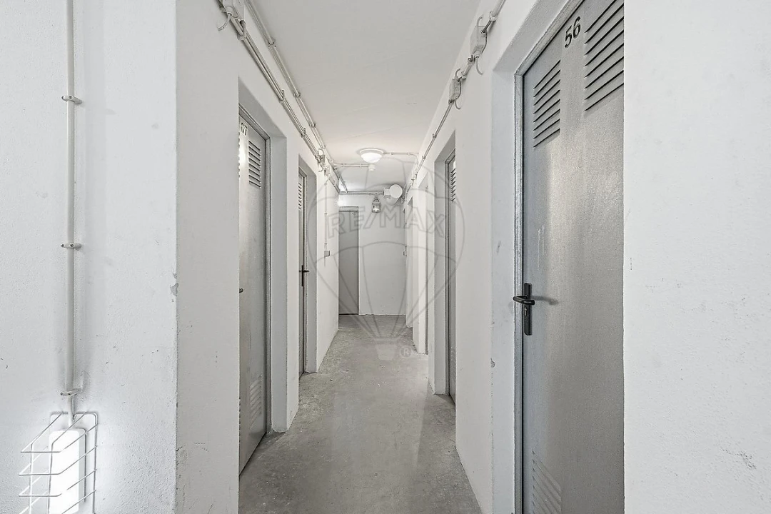 Apartamento T2 para Venda em Penha de França Foto 25