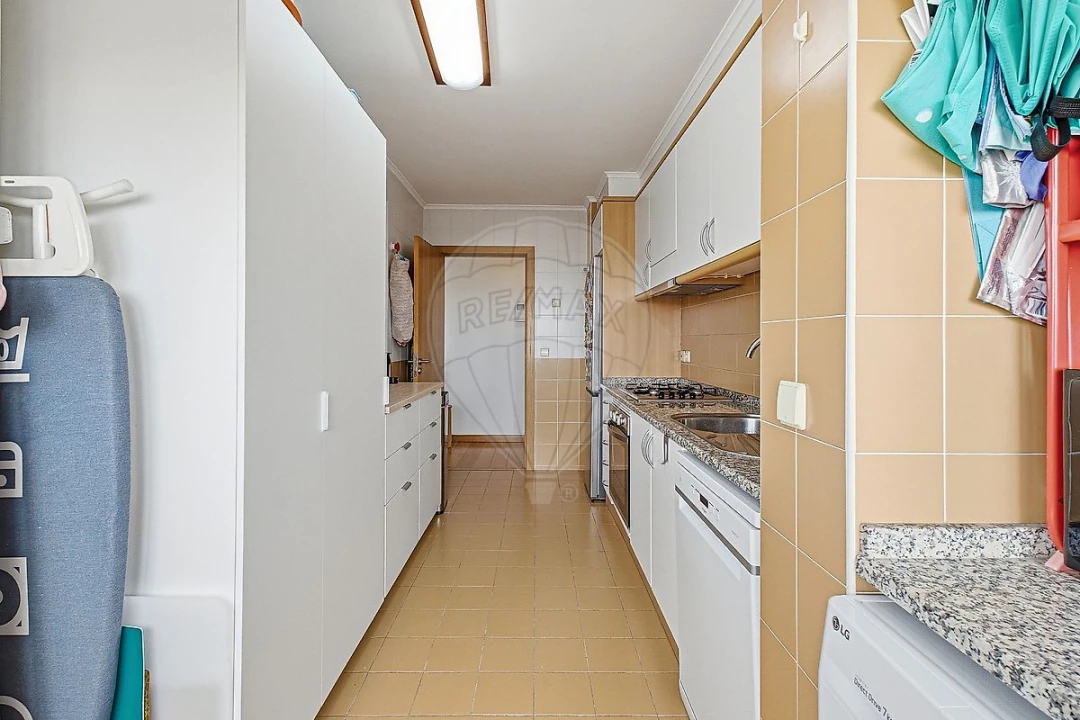 Apartamento T2 para Venda em Penha de França Foto 10