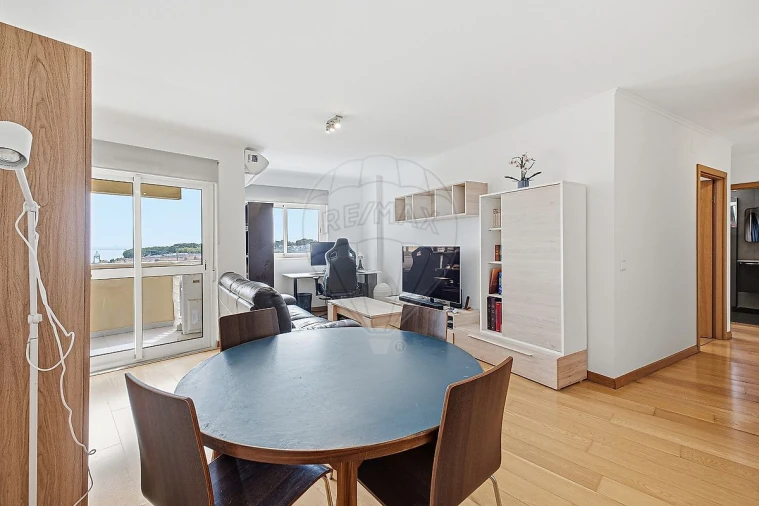 Apartamento T2 para Venda em Penha de França Foto 6
