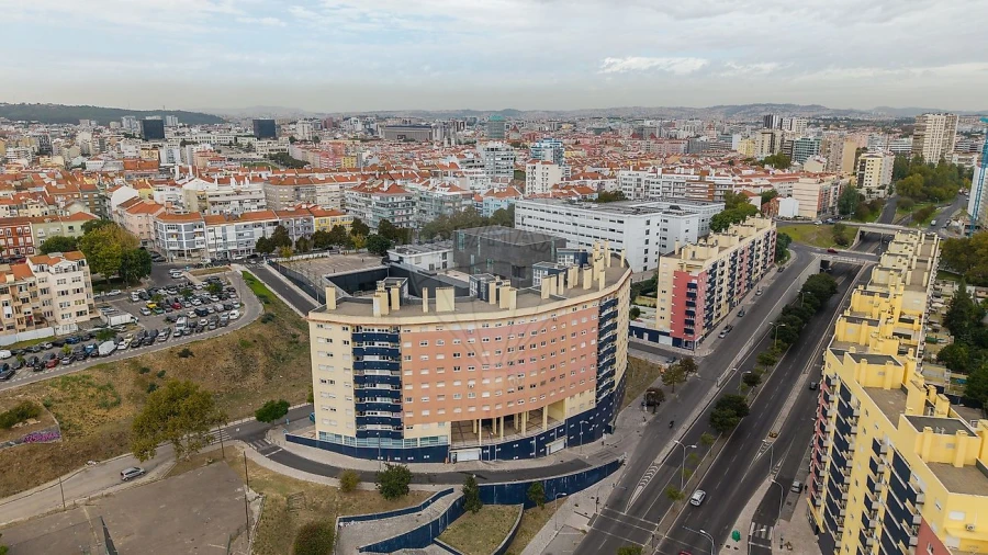 Apartamento T2 para Venda em Penha de França Foto 32