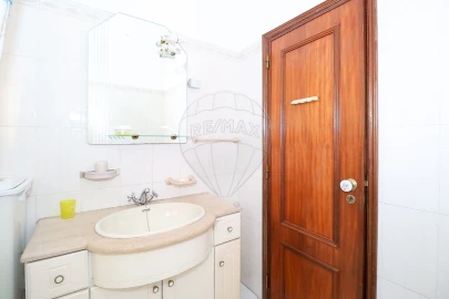 Apartamento T2 para Venda em Algueirão-Mem Martins
