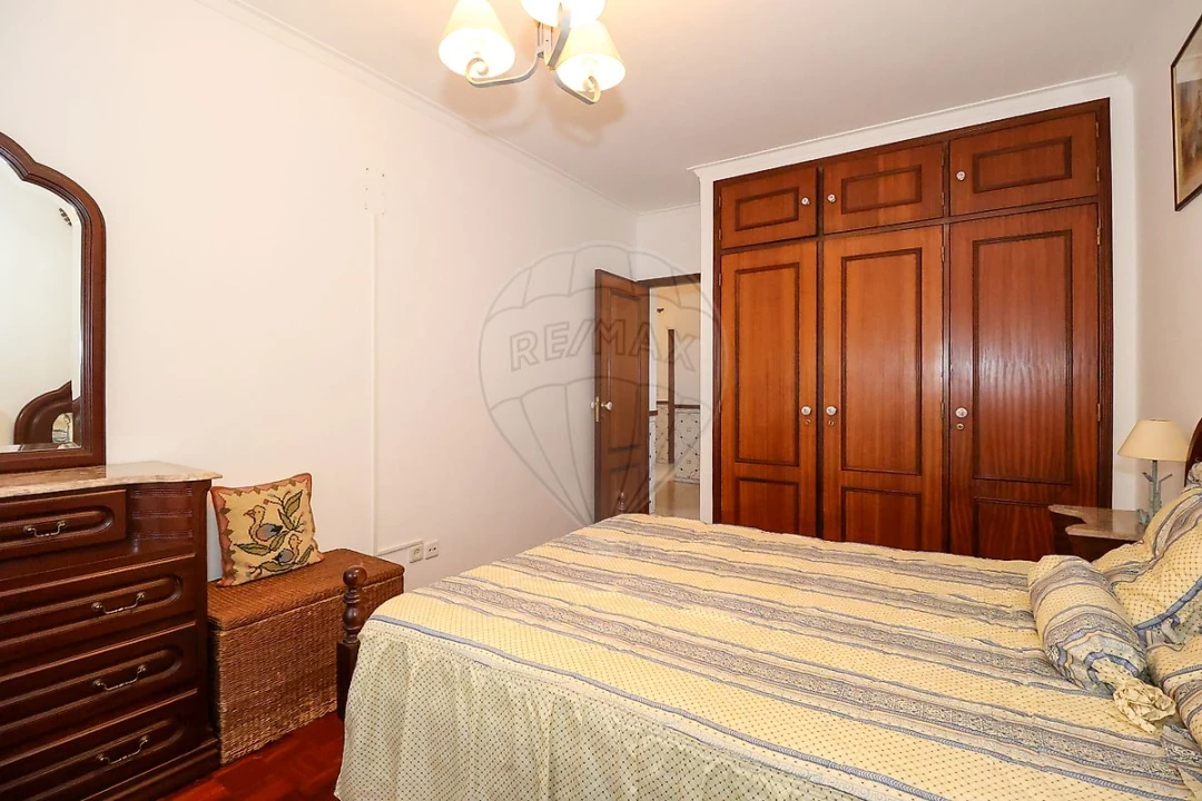 Apartamento T2 para Venda em Algueirão-Mem Martins Foto 22