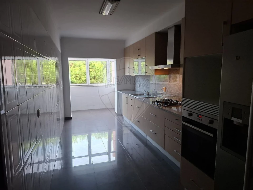 Apartamento T3 para Venda em Santa Maria e São Miguel, São Martinho, São Pedro Penaferrim Foto 3