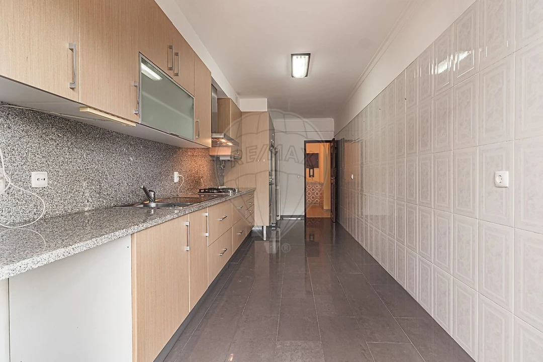 Apartamento T3 para Venda em Santa Maria e São Miguel, São Martinho, São Pedro Penaferrim Foto 7