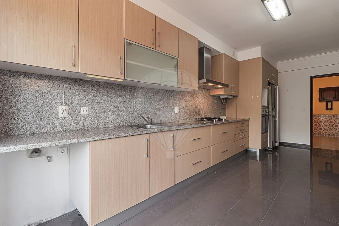 Apartamento T3 para Venda em Santa Maria e São Miguel, São Martinho, São Pedro Penaferrim Foto 6