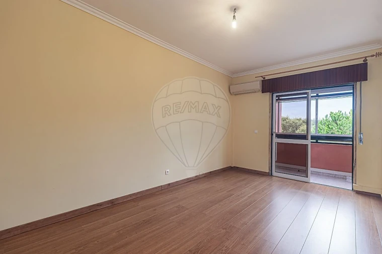 Apartamento T3 para Venda em Santa Maria e São Miguel, São Martinho, São Pedro Penaferrim Foto 24