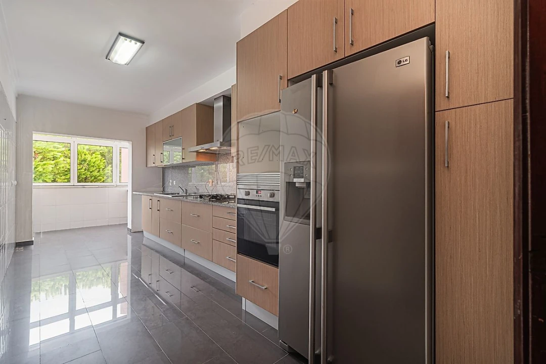 Apartamento T3 para Venda em Santa Maria e São Miguel, São Martinho, São Pedro Penaferrim Foto 4