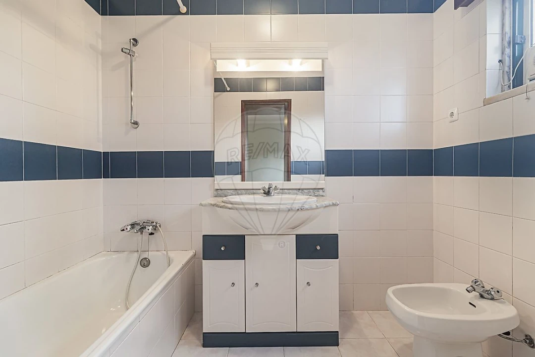 Apartamento T3 para Venda em Santa Maria e São Miguel, São Martinho, São Pedro Penaferrim Foto 44