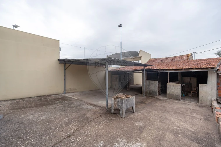 Moradia T3 para Venda em Soure Foto 8