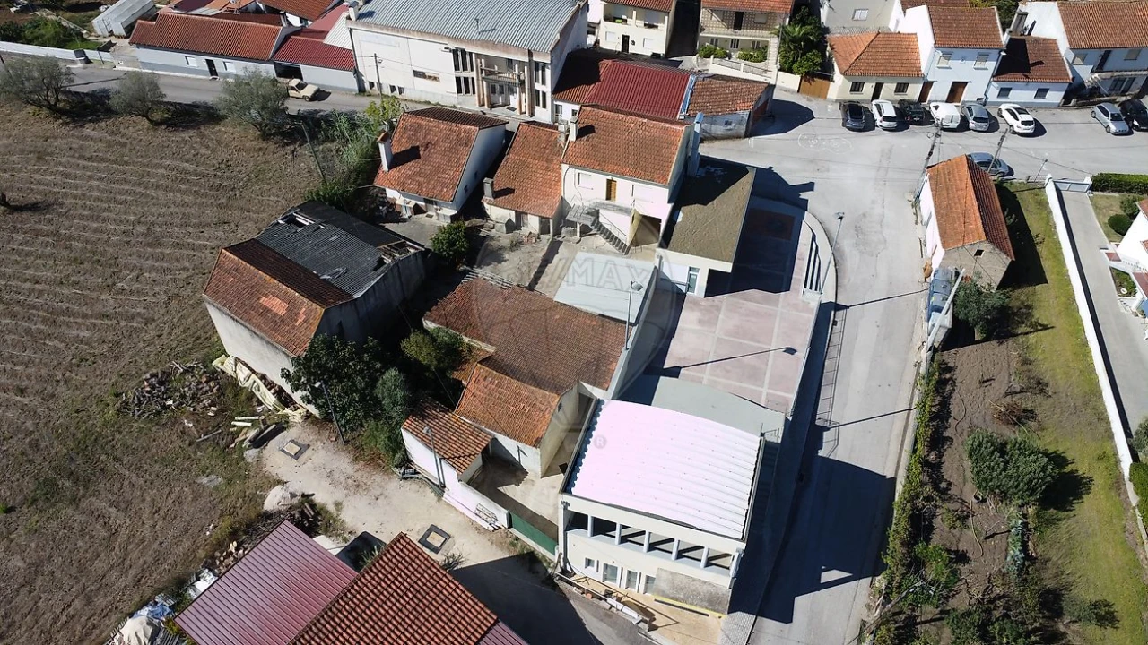 Moradia T3 para Venda em Soure Foto 43