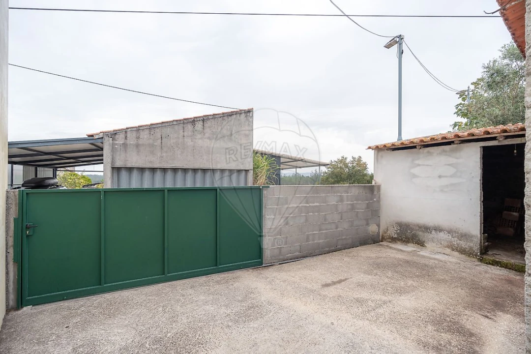 Moradia T3 para Venda em Soure Foto 1