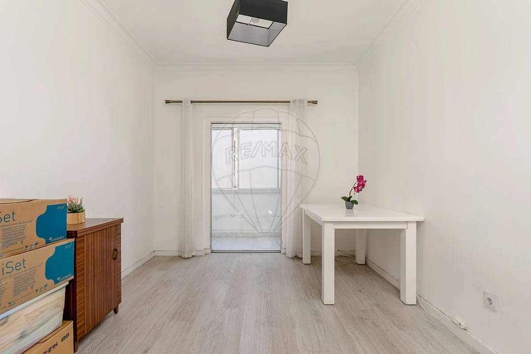 Apartamento T1 para Venda em Almada, Cova da Piedade, Pragal e Cacilhas Foto 7