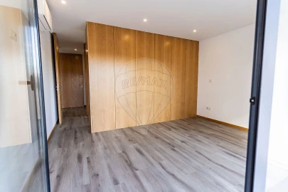 Apartamento T1 para Arrendamento em Aguas Santas
