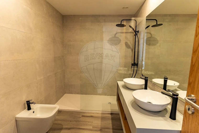 Apartamento T1 para Arrendamento em Aguas Santas Foto 16