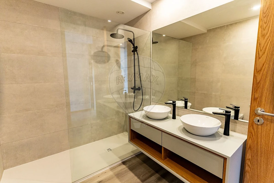 Apartamento T1 para Arrendamento em Aguas Santas Foto 10