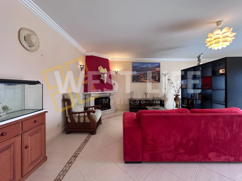 Apartamento T2 para Arrendamento em Mafra Foto 2