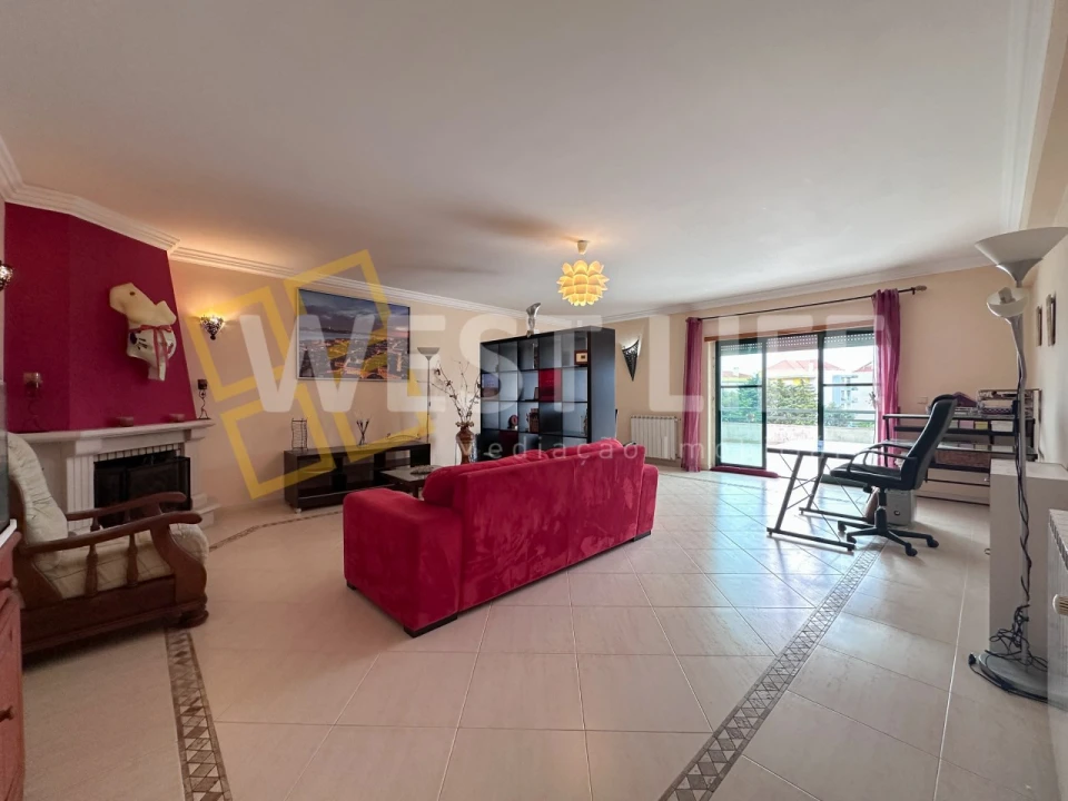 Apartamento T2 para Arrendamento em Mafra Foto 3