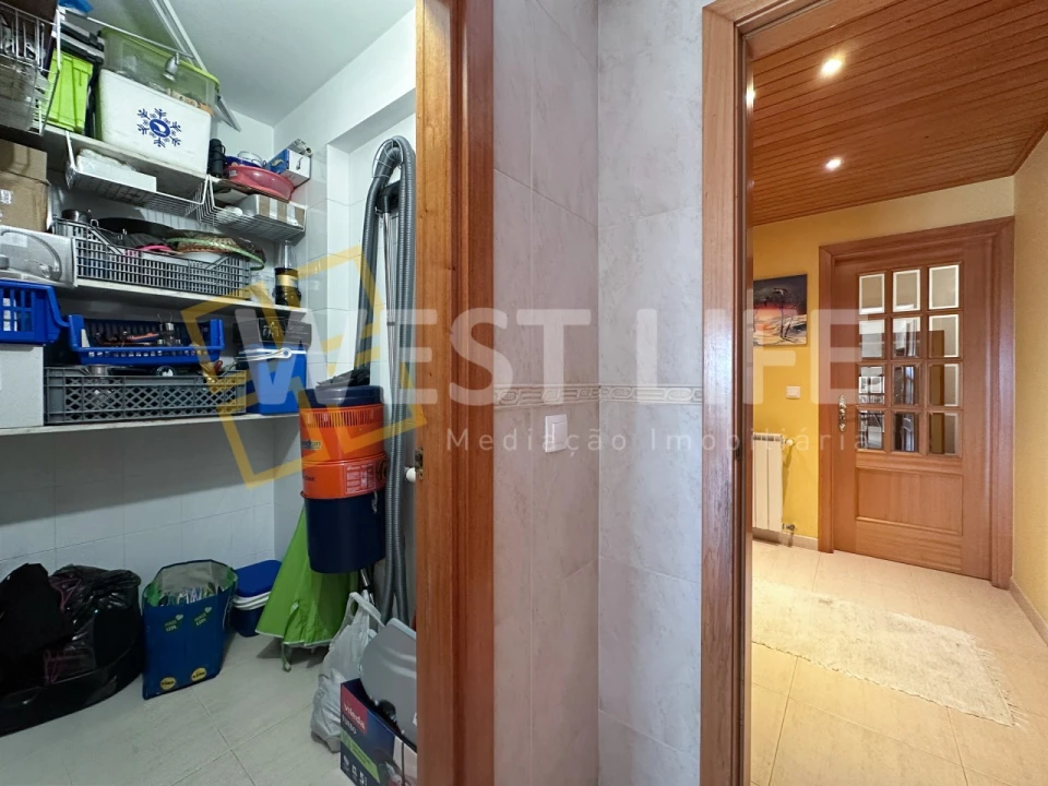 Apartamento T2 para Arrendamento em Mafra Foto 13